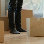 Maslak'ta evden eve nakliyat için paketleme yapılan bir daire içi görüntü